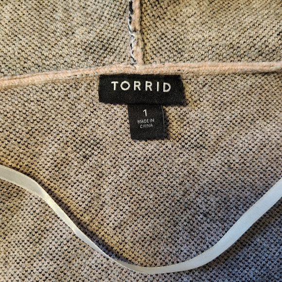 Torrid Long Hooded Cardigan Pink Plaid Size 1 - Picture 2 of 3